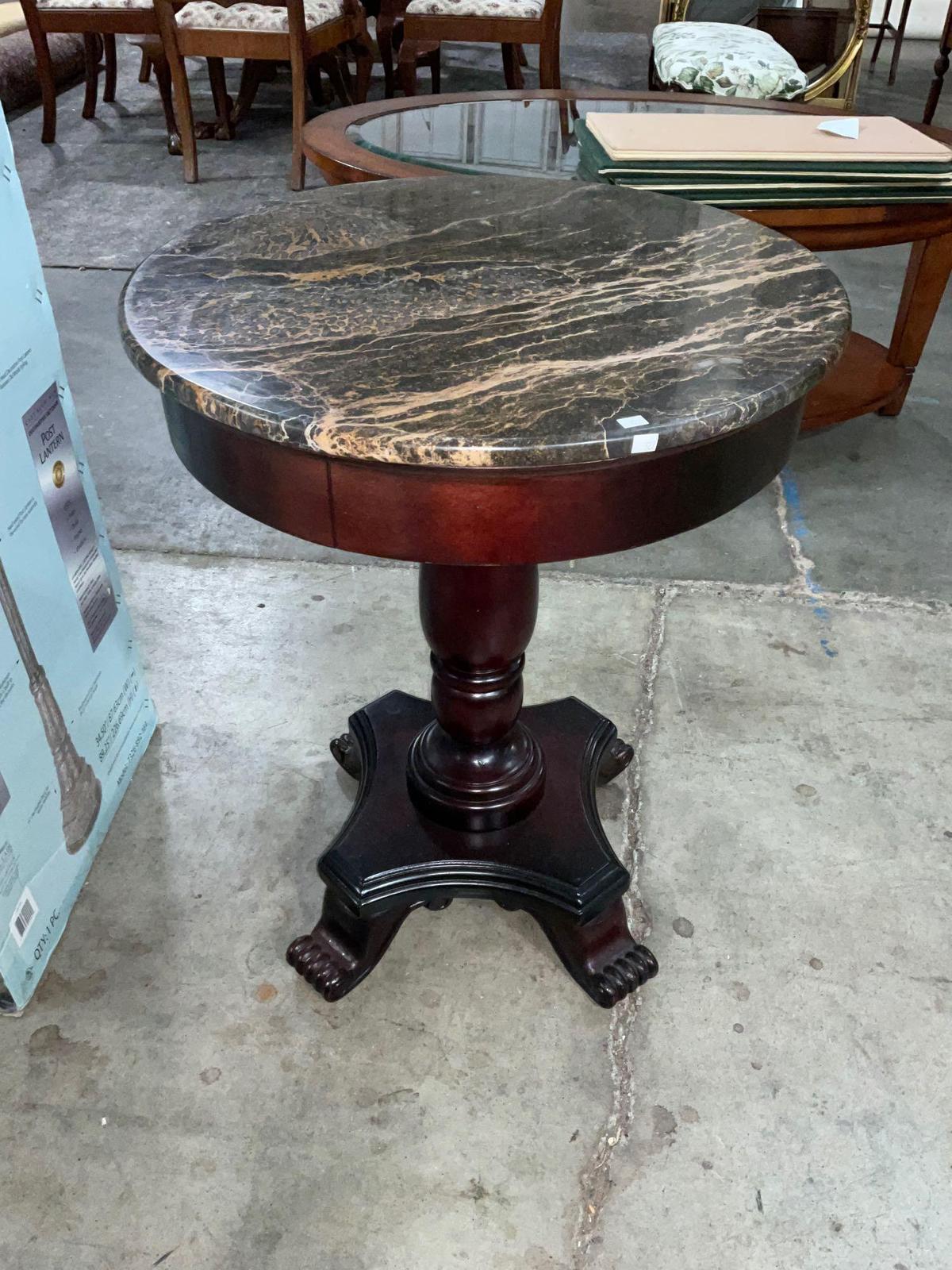 Gorgeous mahogany pedestal w/ lion foot motif round hall table/plant stand w/ beautiful marble top