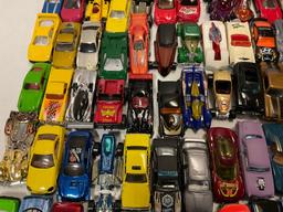 huge collection of die cast toy cars; MATCHBOX, Hot Wheels, & more.