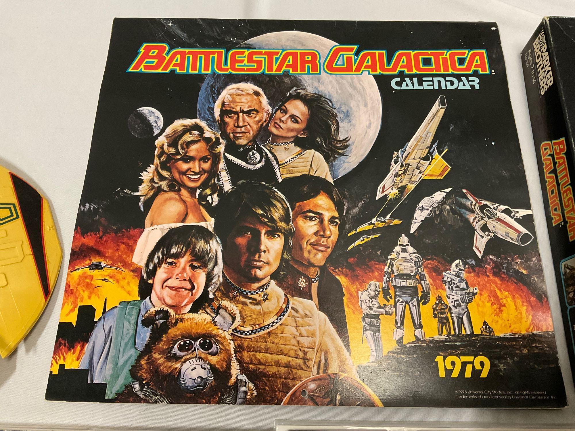 7 pc. lot of vintage BATTLESTAR GALACTICA sci-fi TV show collectibles; books, Marvel comic, puzzle,
