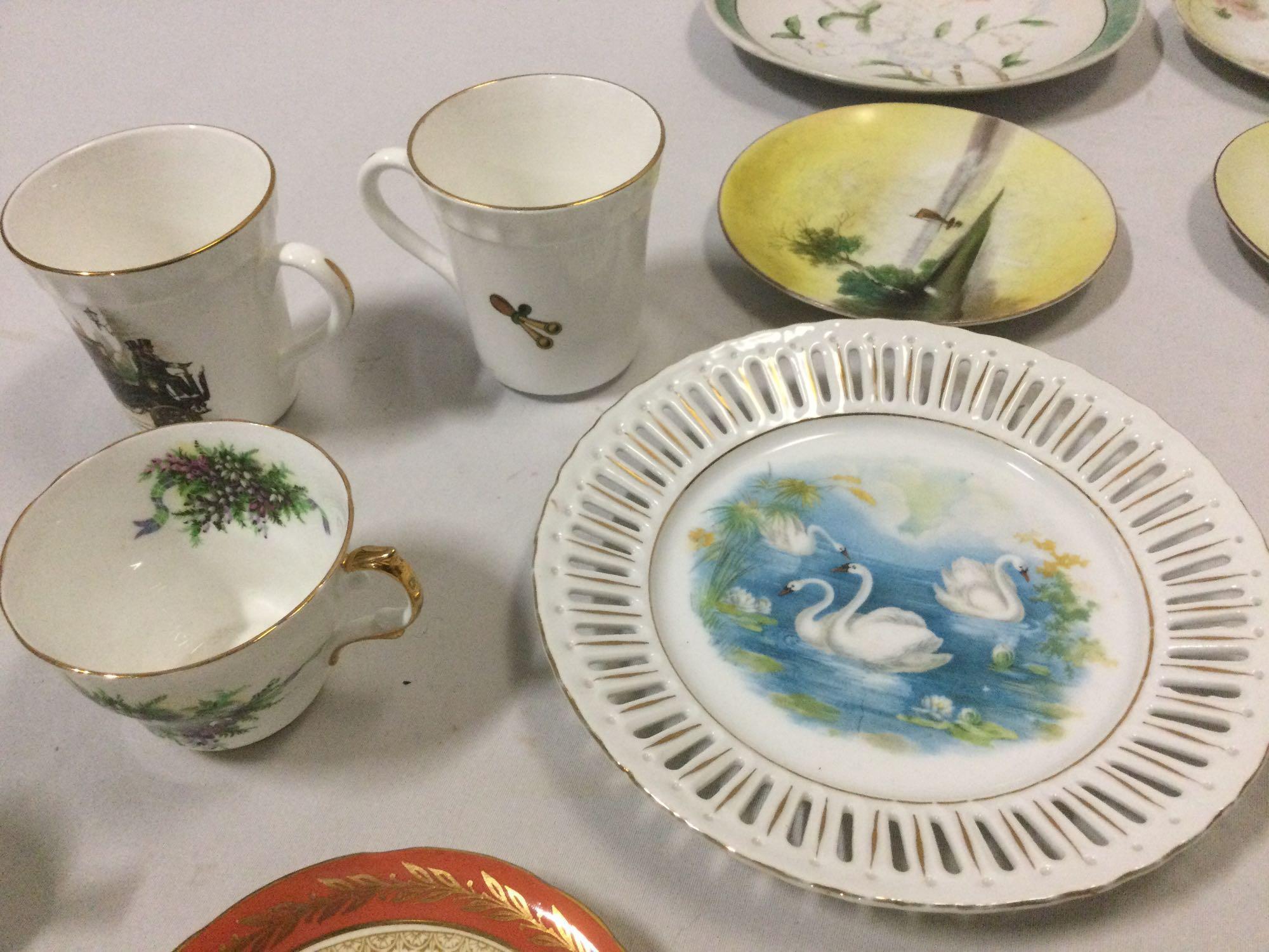 Large lot of vintage/antique porcelain tableware, cups, saucers, plates, bowls, shows wear, see