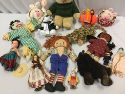 Lot vintage / antique stuffed plush animal toys, dolls, Raggedy Anne, Ganz & more.