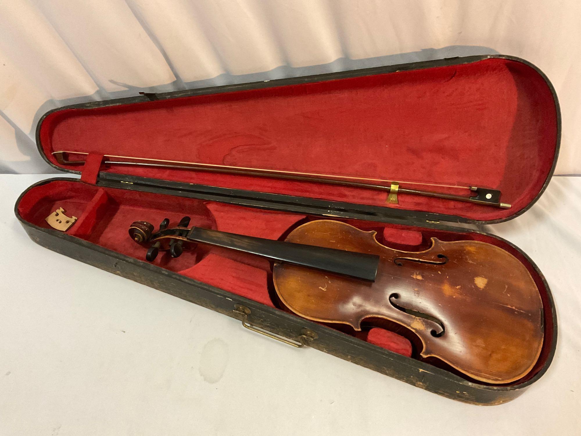 Antique Copy of Antonius Stradivarius German wood violin w/ wooden case & bow, sold as is