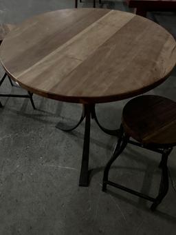 Beautiful Cedar Pub Table and 3 screw top stools.