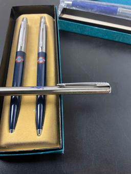 Parker Pen, Pen & Mechanical Pencil combo, pointer + Etched Pen stand of Grizzly Bears