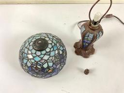 Set of two stained glass lamps, frog and table lamp.