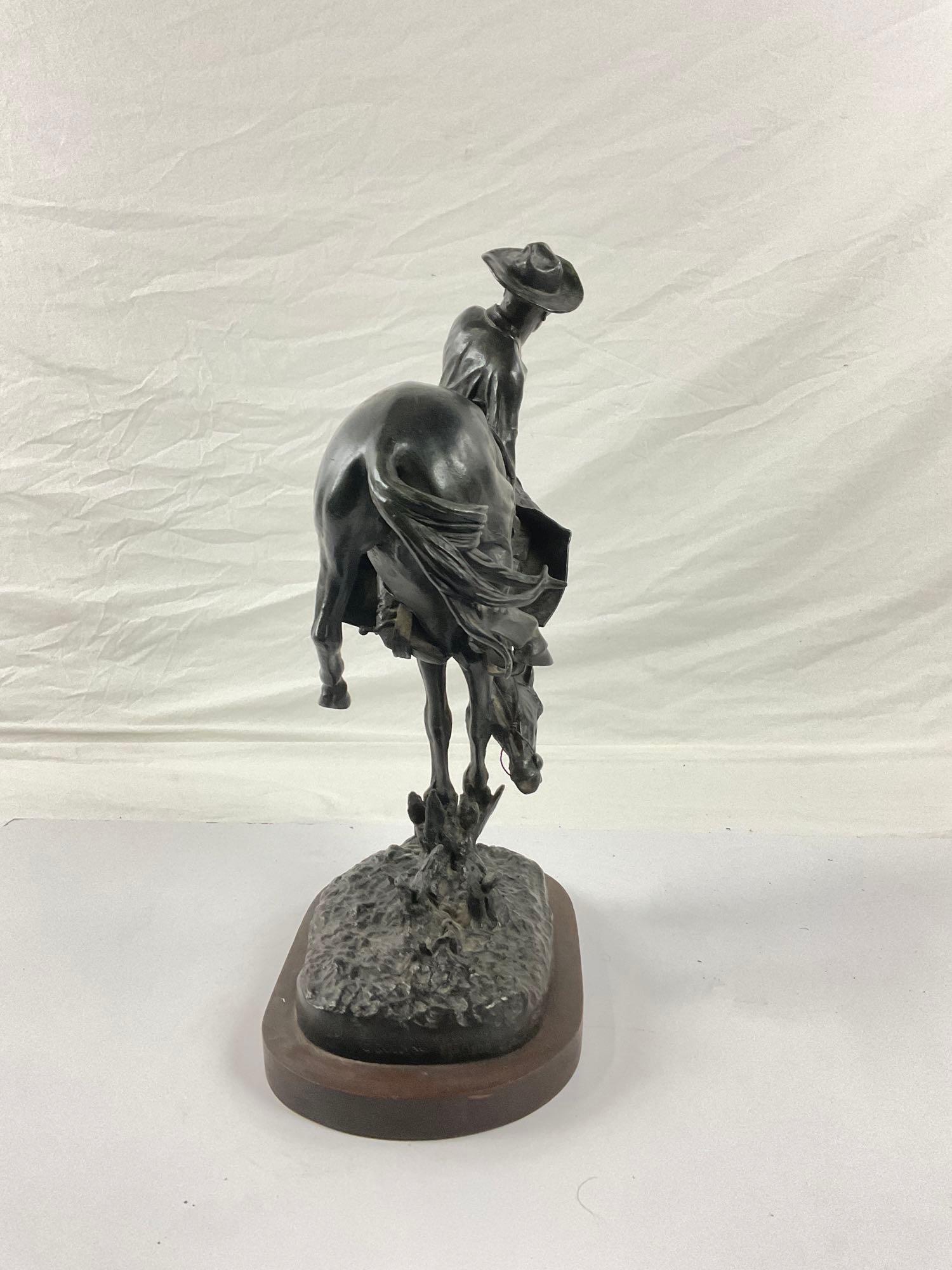 Limited Edition 1979 Frederic Remington "The Outlaw" Bronze Museum Collection Inc 886/1000