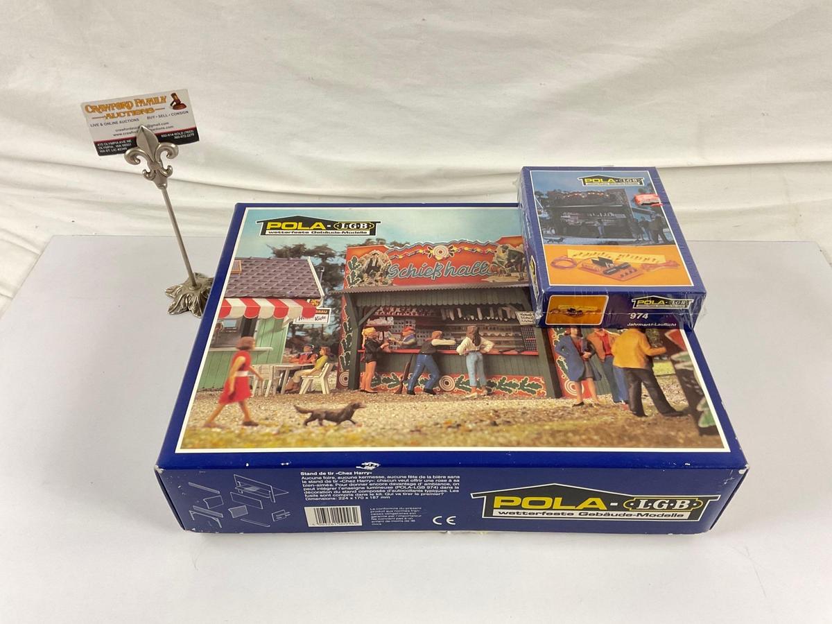 Pola P996 Harry's Shooting Gallery Model Kit and P974 light kit for shooting gallery