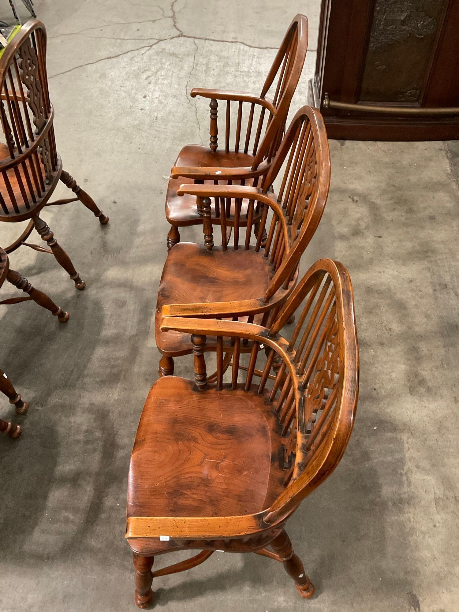 6 pcs Vintage English Oak Dowel Back Captain's Chairs. Measures 23" x 43.5" See pics.