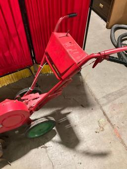 Murray Chain Drive Roto Tiller w/ Forward & Reverse capabilities - Not functional - See pics