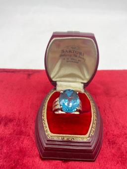 .925 sterling silver cocktail ring with modernist design & massive blue topaz
