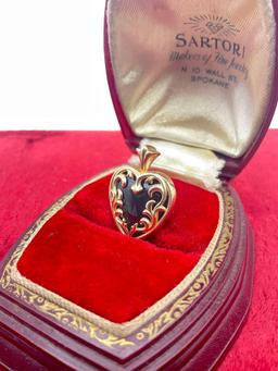 10k yellow gold onyx and black hills gold floral motif heart pendant - 3.7 grams