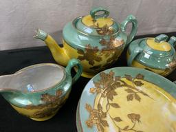 Vintage Japanese Lusterware, Pale green and bright yellow w/ gilt details on the front, 16 pcs