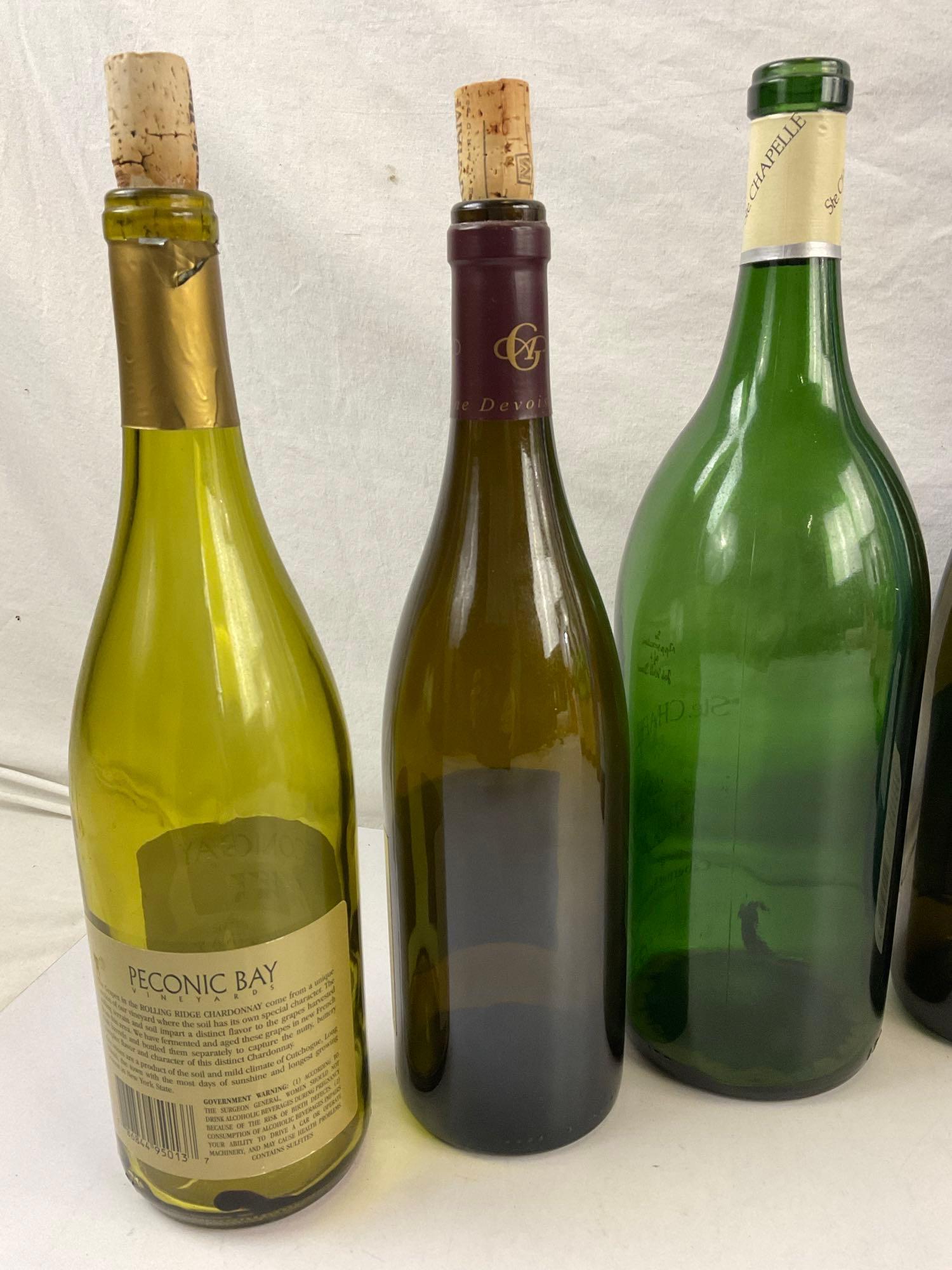 9 pcs Vintage Wine Bottle Collection. Inglenook Limited Cask Wines. Peconic Bay. See pics.