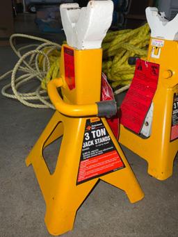 4x Performance Tool 3 Tons Jack Stands & some rope - See pics