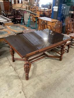 Antique / Vintage Wooden Dining Table w/ 2 Hideaway Leaves & 6 Chairs. Measures 60" x 31" See pics.