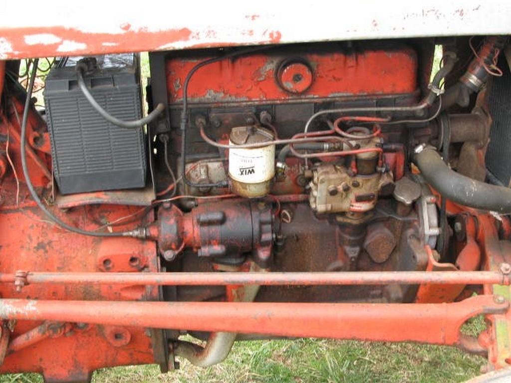 1959 Ford Model 661 Tractor