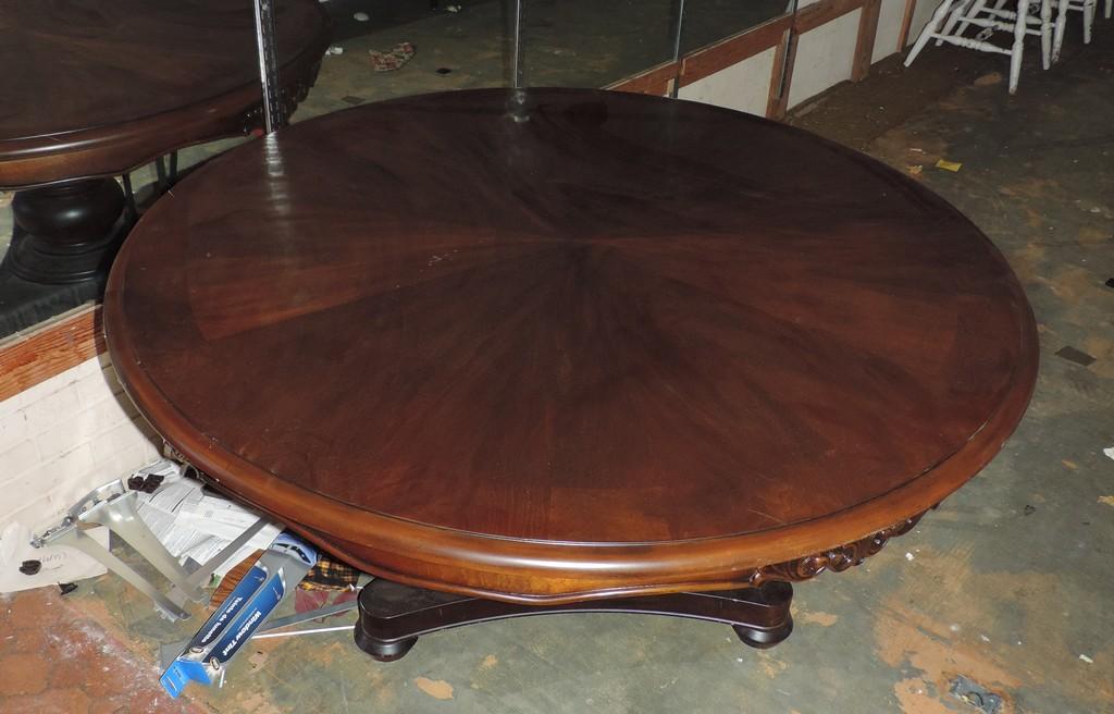 Pedestal Table