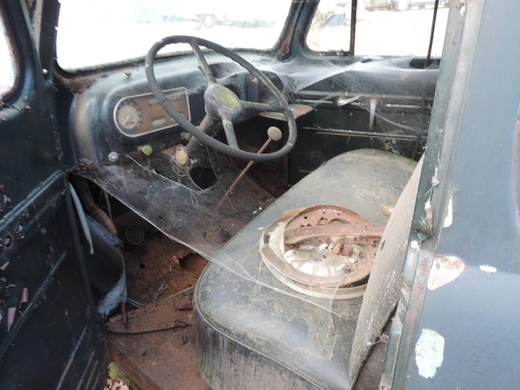 1949 Ford F1 2 Door