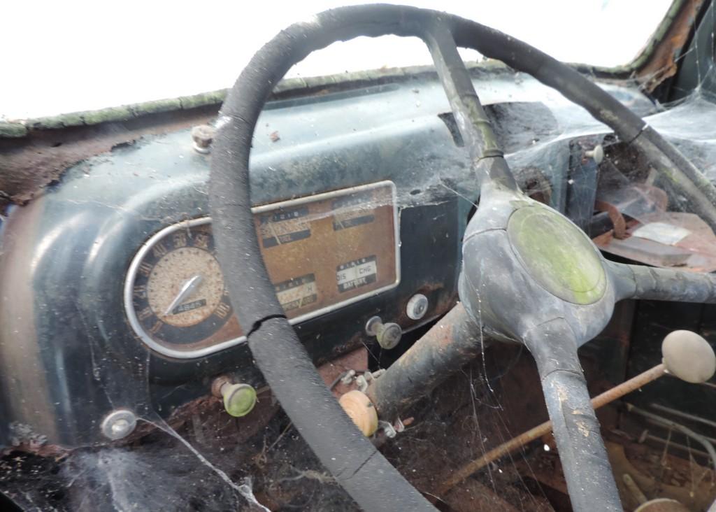 1949 Ford F1 2 Door