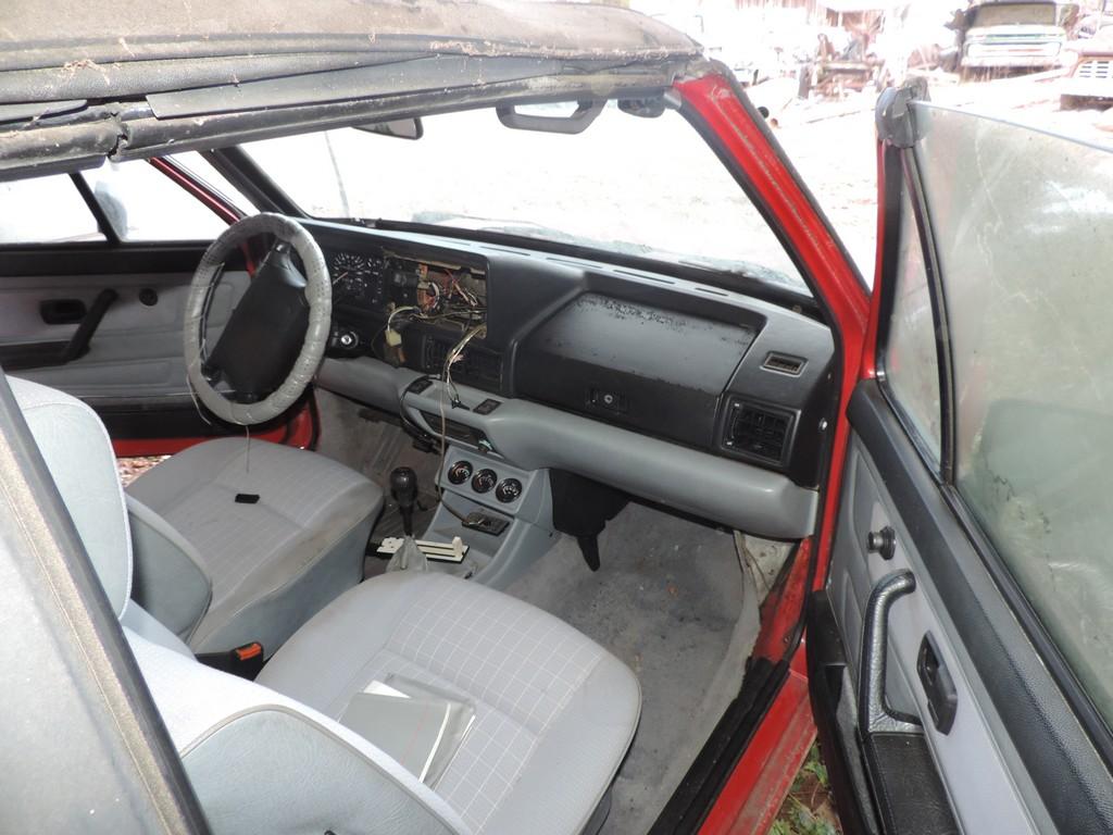 1990 Volkswagen Cabriolet 2 Door Convertible