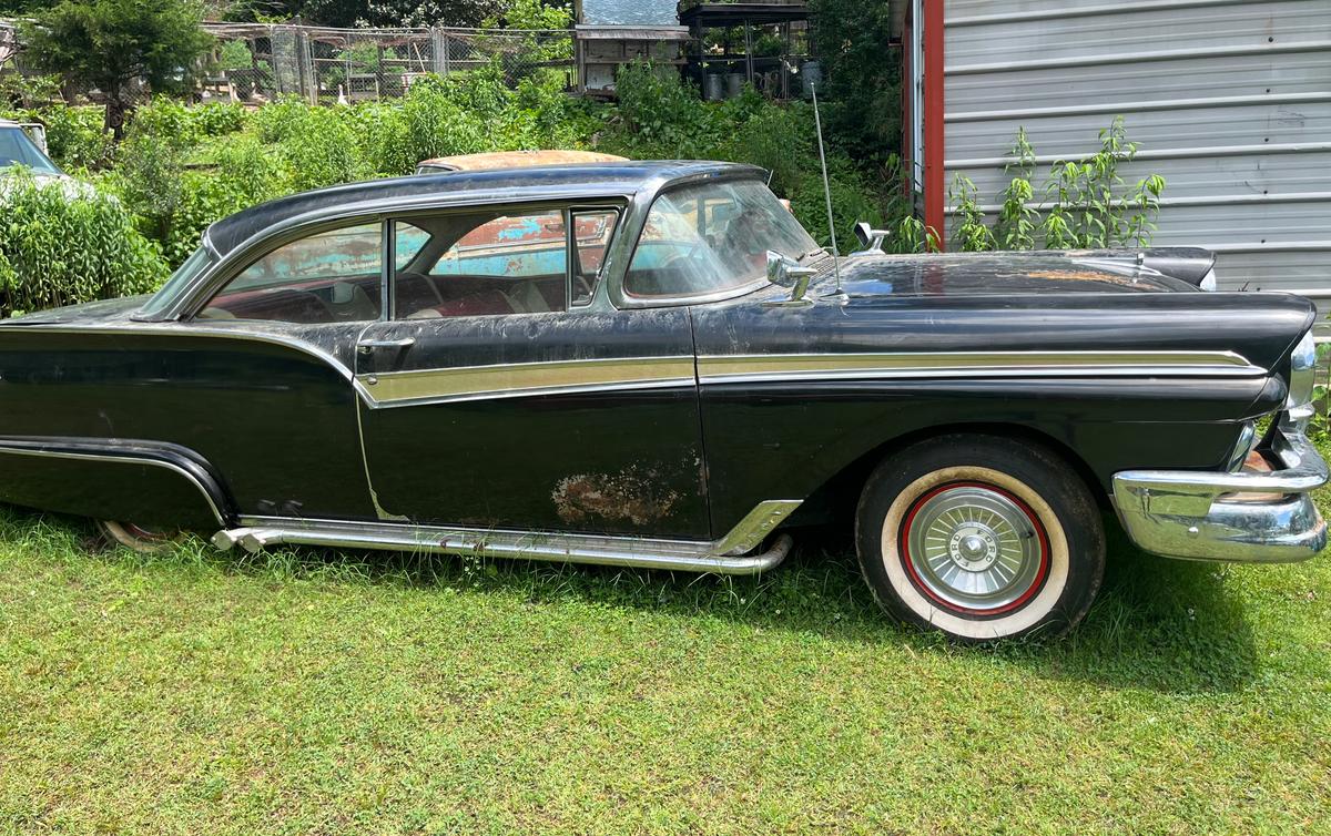 1957 Ford Fairlane 500