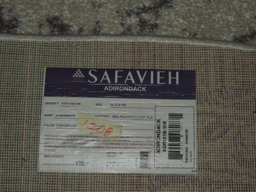 Safavieh Round Rug