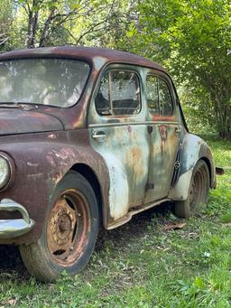 1960 4 Door Renault 4CV