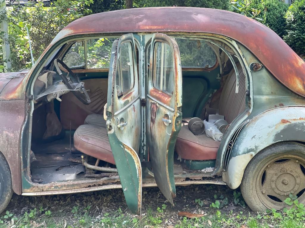 1960 4 Door Renault 4CV