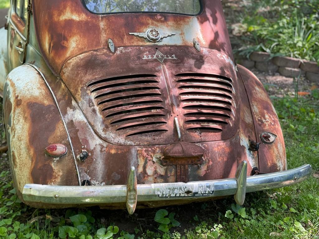 1960 4 Door Renault 4CV