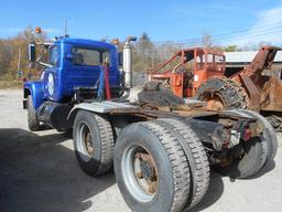 1986 MACK 10 WHEEL TRACTOR MDL R686ST, 300HP/6 SPD, 56,000 GVW, 89,814 MILES/TMU, VIN: 1M2N179YXGA00