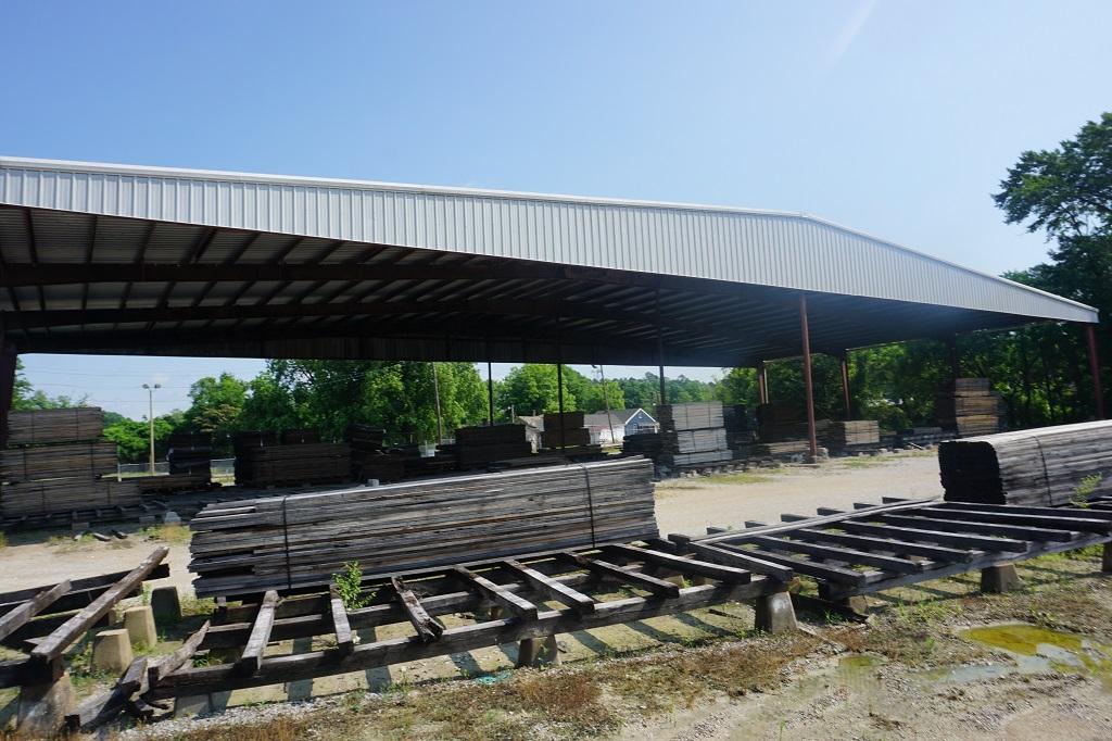 LUMBER STORAGE BUILDING 100 X 200