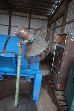 (2) PARTS MACHINES, POP MACHINE & FAN