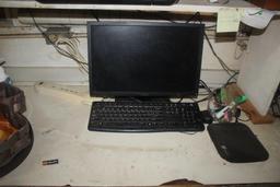 HP Computer w/ Dell Monitor