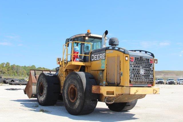 2012 John Deere 744K Wheel Loader