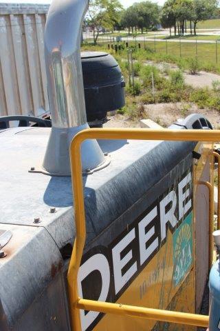 2012 John Deere 744K Wheel Loader