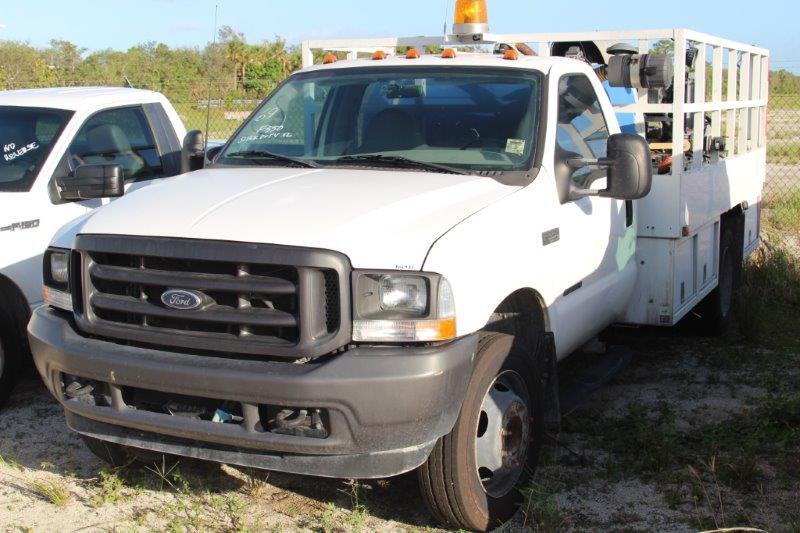 2002 Ford F550XL Tire Service Truck