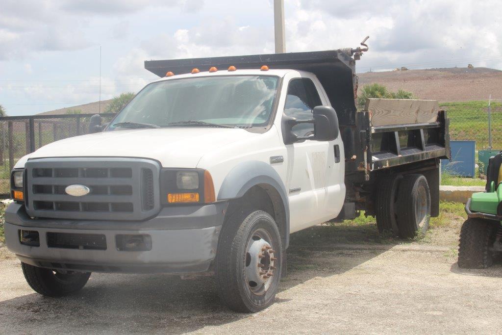 2006 Ford F450 Dump