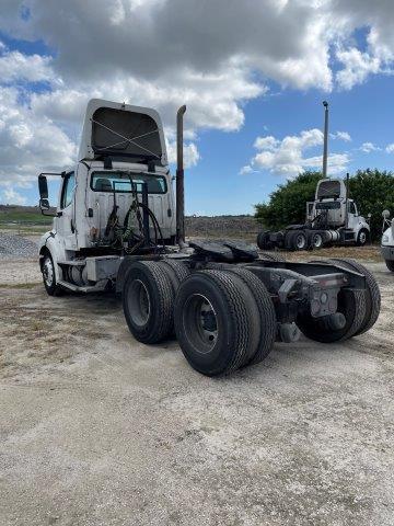 2014 Freightliner M2112 Road Tractor