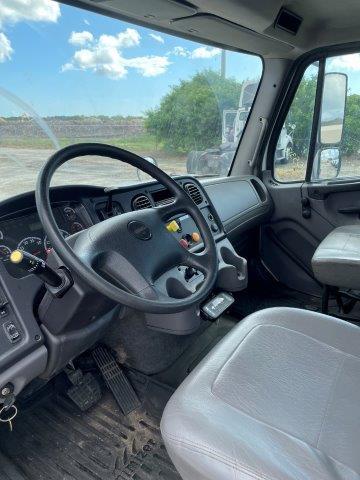 2014 Freightliner M2112 Road Tractor