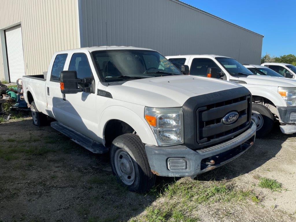 2016 Ford F350, crew cab, Super Duty 4x4