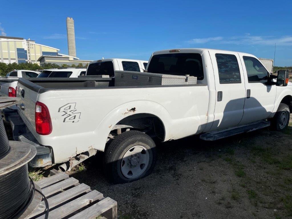 2016 Ford F350, crew cab, Super Duty 4x4