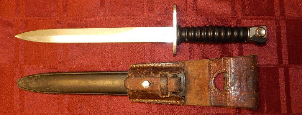 VINTAGE MILITARY BAYONET WITH SHEATH