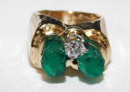 18K Gold "Twin Towers" Emerald Diamond Ring