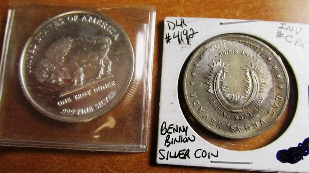 TWO 1oz .999 SILVER COINS INCL. 1952 BENNY BINION COIN