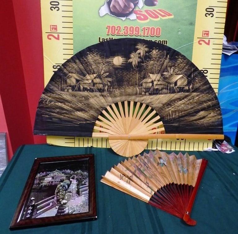 THREE DECORATIVE ASIAN FANS & WALL ART