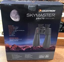 CELESTRON SKY MASTER (25X70) IN BOX