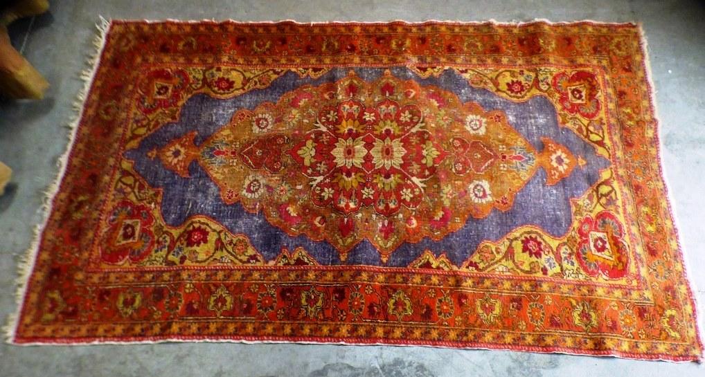 ANTIQUE AREA RUG