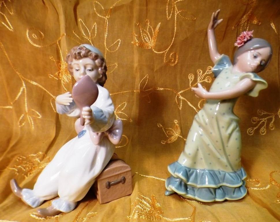 PAIR OF LLADRO FIGURINES - VANITY & DANCING GIRLS