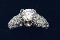 14KT WHITE GOLD DIAMOND RING