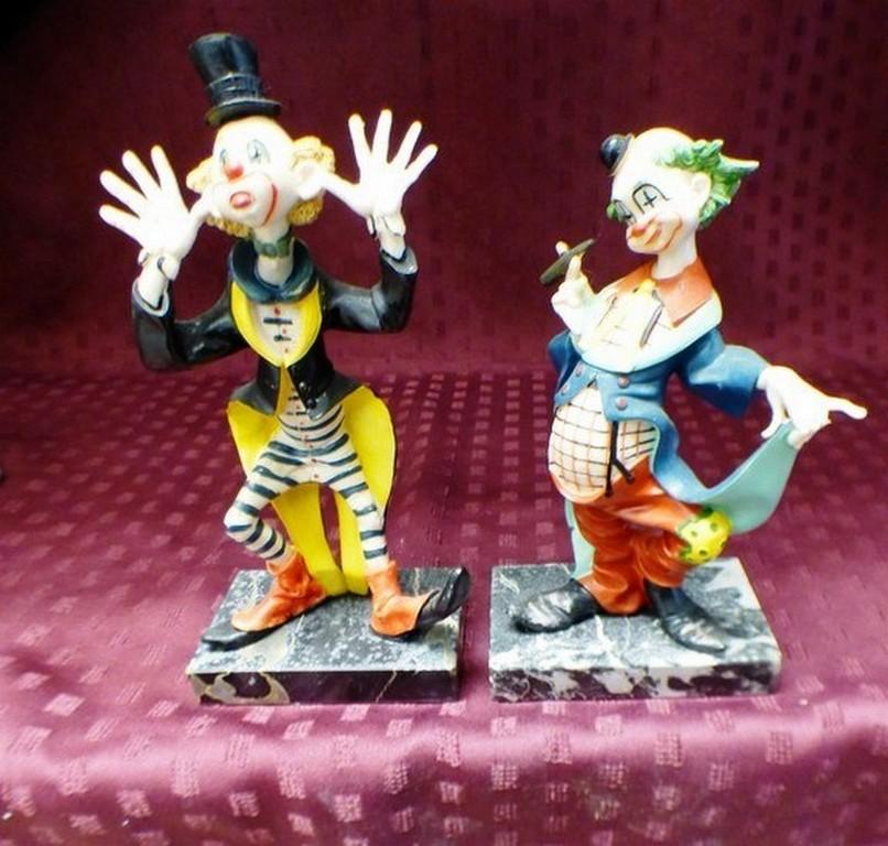 PAIR OF MARBLE BASE MADE IN ITALY CLOWNS